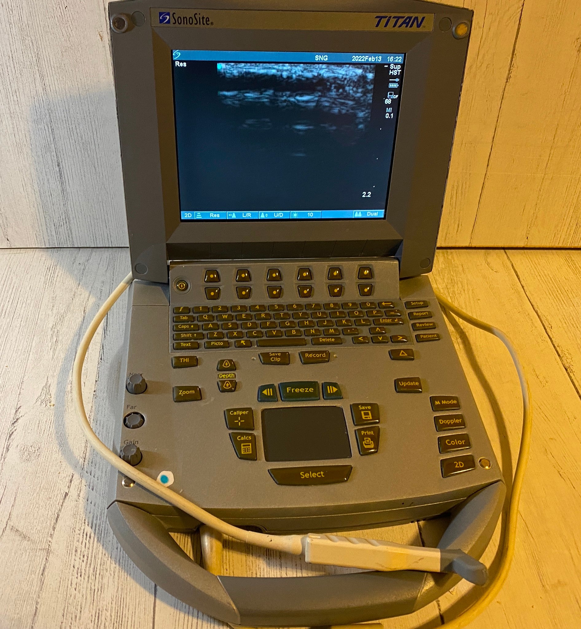 HST/10-5Mhz Hockey probe For Sonosite Titan Portable Ultrasound 2004 DIAGNOSTIC ULTRASOUND MACHINES FOR SALE